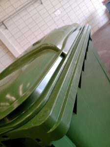 Contentor de lixo com TAMPAS ANTI-CHAMAS